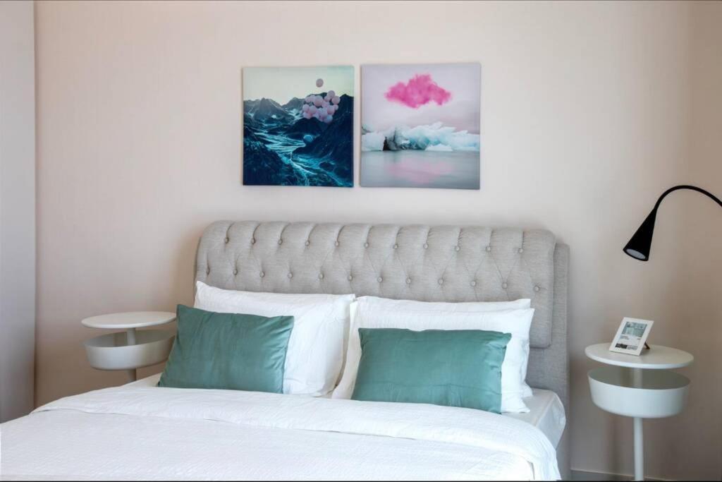 A Luxury Aprt 2 Bedrooms Balcony With Wonderful View Mall Access Hi Speed Wifi Beach Access & Much More For Family Only Samaheej エクステリア 写真